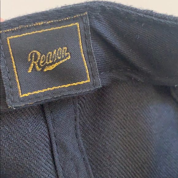 Reason hat - Picture 6 of 6